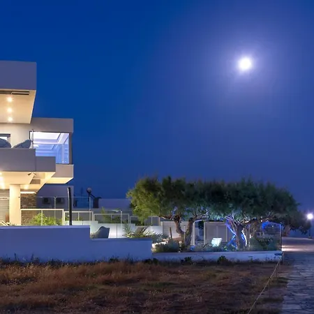 Moonlight Seafront Apartment Koutsouras